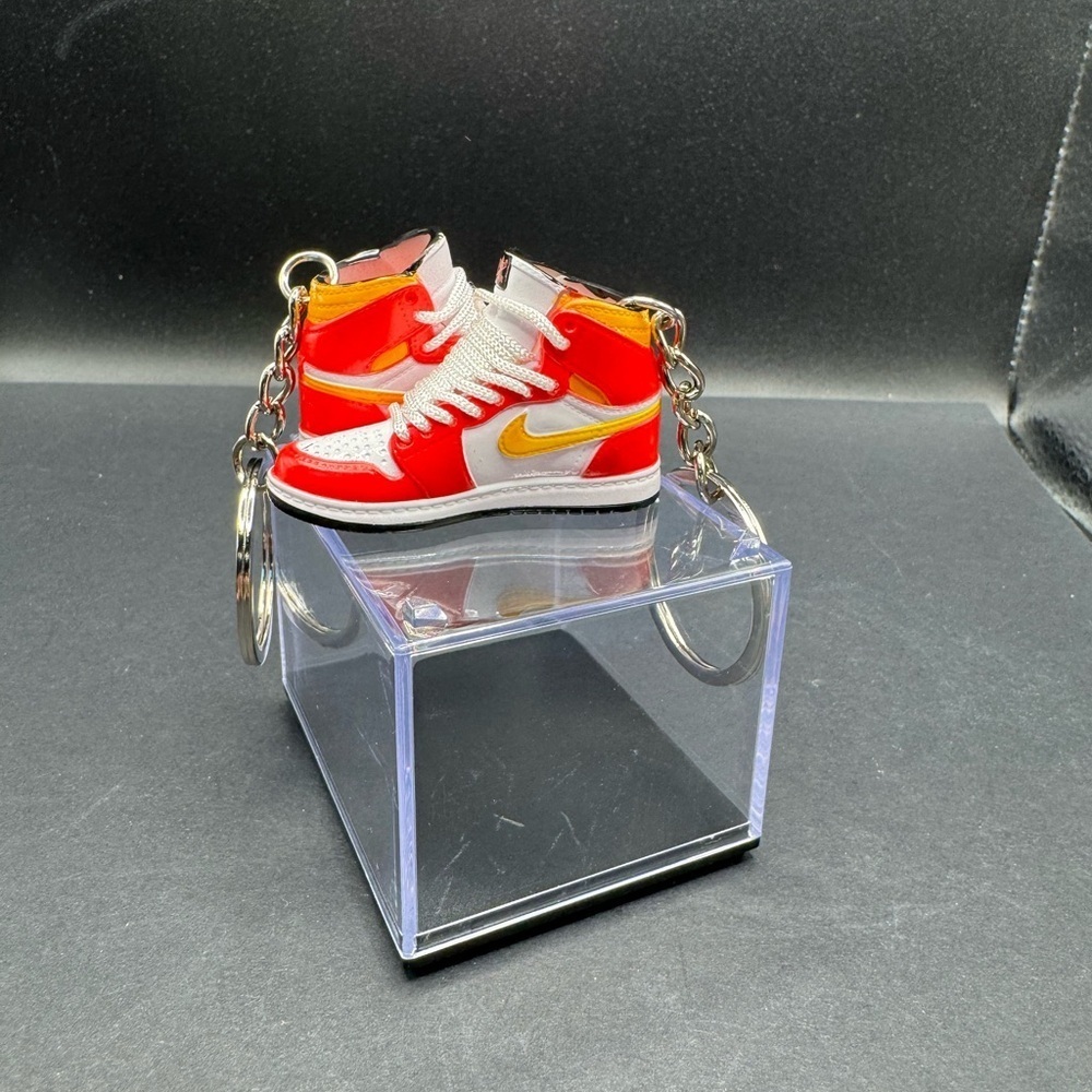 NWT Red and White Sneaker Keychains With Case- Will fit Labubus - Picture 2 of 4